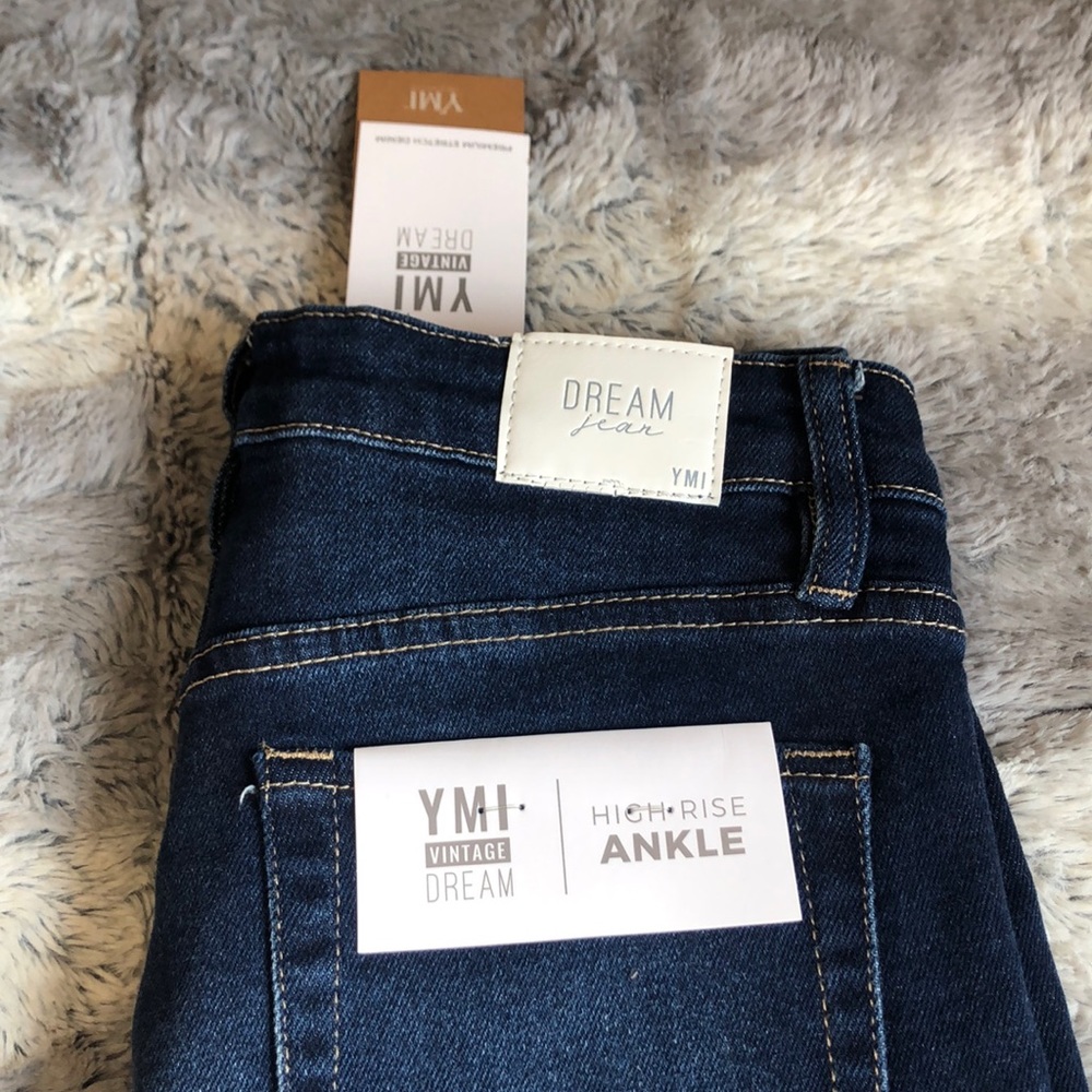 Ymi vintage look high rise ankle jeans NEW